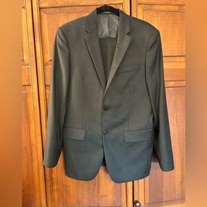 Men’s John Varvatos USA black wool suit size 38R, pants 32x31
